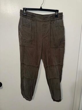 Relaxed Drawstring Jogger capri Pants Olive